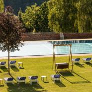 30727 Ebike Hotel Schloss Seggau Steiermark  Garten.jpg