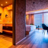 30740 Biker Meiser Hotel Franken DH_Comfort_Zimmer_mit_Balkon_1500px (2).jpg