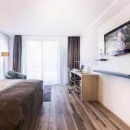 30736 Biker Collegium Niederrhein Zimmer.jpeg