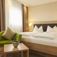 30751 Bike Hotel Grüner Baum Schwarzwald Komfort Doppelzimmer.jpg