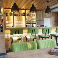 16388 hotel zum großen Krug ostfriesland Ansicht Bar.jpg