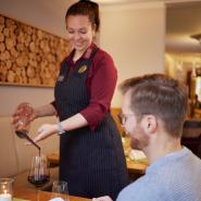 30869 Hotel Voss Restaurant.jpg