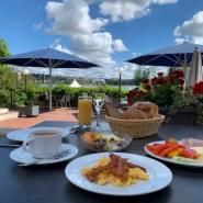 30944 EBA Strandhotel Seehof Fruehstueck-Terrasse Neu.jpeg