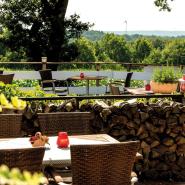 13796 EBA Berghotel Hohe Mark Terrasse.jpg