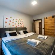 31101 Apartmaji Hrastinica Zimmer.jpg