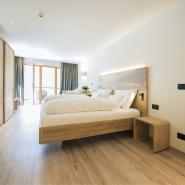 31178 Condor Zimmer.jpg